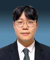 김용한